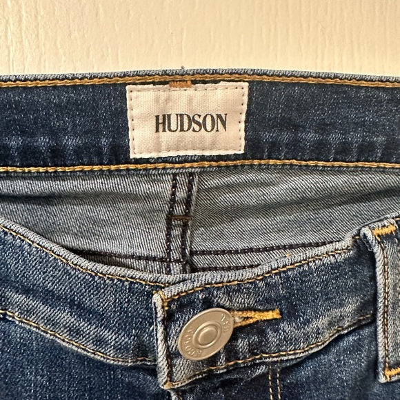 Hudson Tally Deep Cuff Crop Skinny, Size 29. - Picture 4 of 5